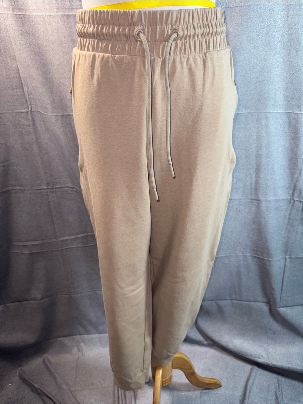 2218-Old Navy Beige Drawstring Joggers